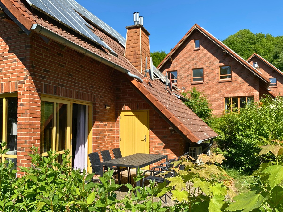 Kleinschalig vakantiepark met zwembad in een heuvelachtige omgeving